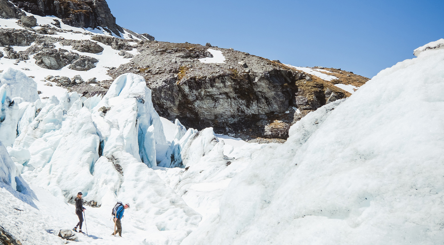 Black NZ Glacier Heli hiking experience